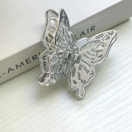 ขาตั้งโทรศัพท์ ที่วางโทรศัพท์ลายผีเสื้อ ที่วางโทรศัพท์ลายหัวใจ 3 มิติ ลายการ์ตูน สำหรับตกแต่งโทรศัพท์ การตกแต่งโทรศัพท์